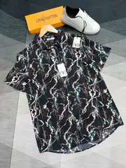 Castanho / Branco / Preto