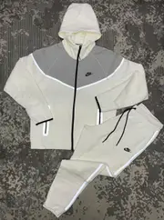Cinzento / Branco