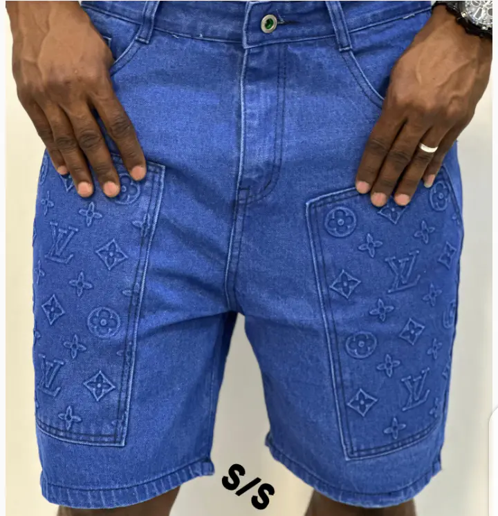 Shorts Denim Verde Estampado LV · Azul Marinho