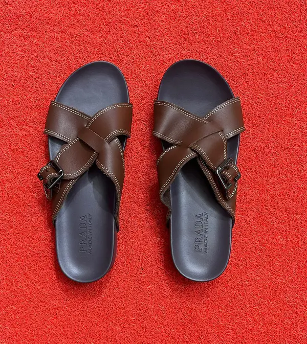 Chinelos Prada Elegance
