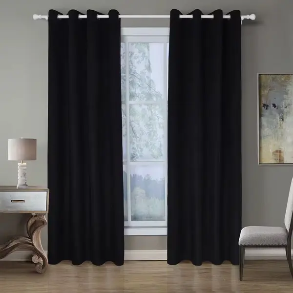 Cortina Blackout Elegante com Ilhós