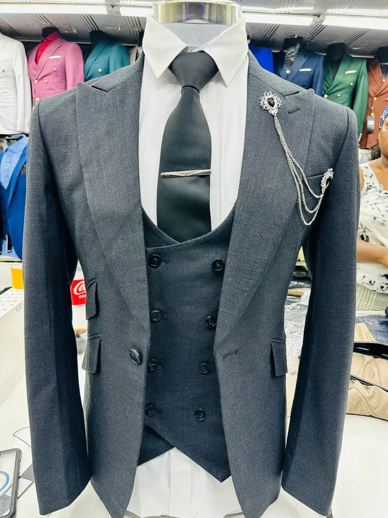 Terno Masculino 3 Peças · Cinzento Escuro