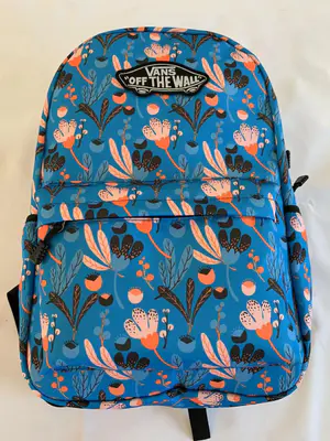 Mochila Estampada "Off The Wall" com Design Exclusivo