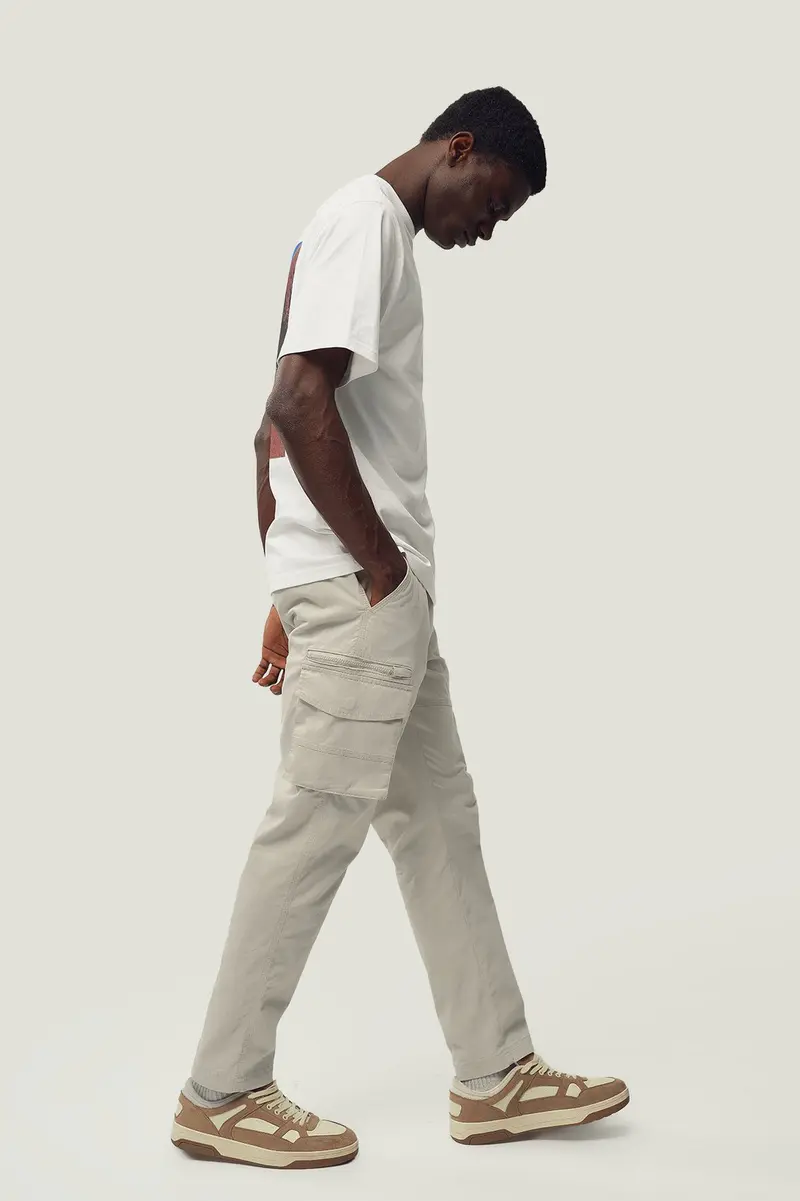 Calças Tapered · Homem · Creme
