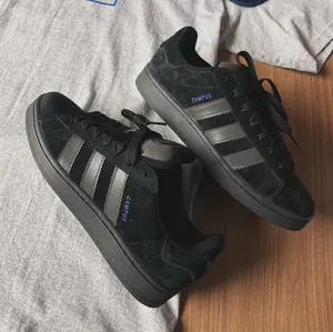 Ténis ADIDAS Urbano Campus All Black