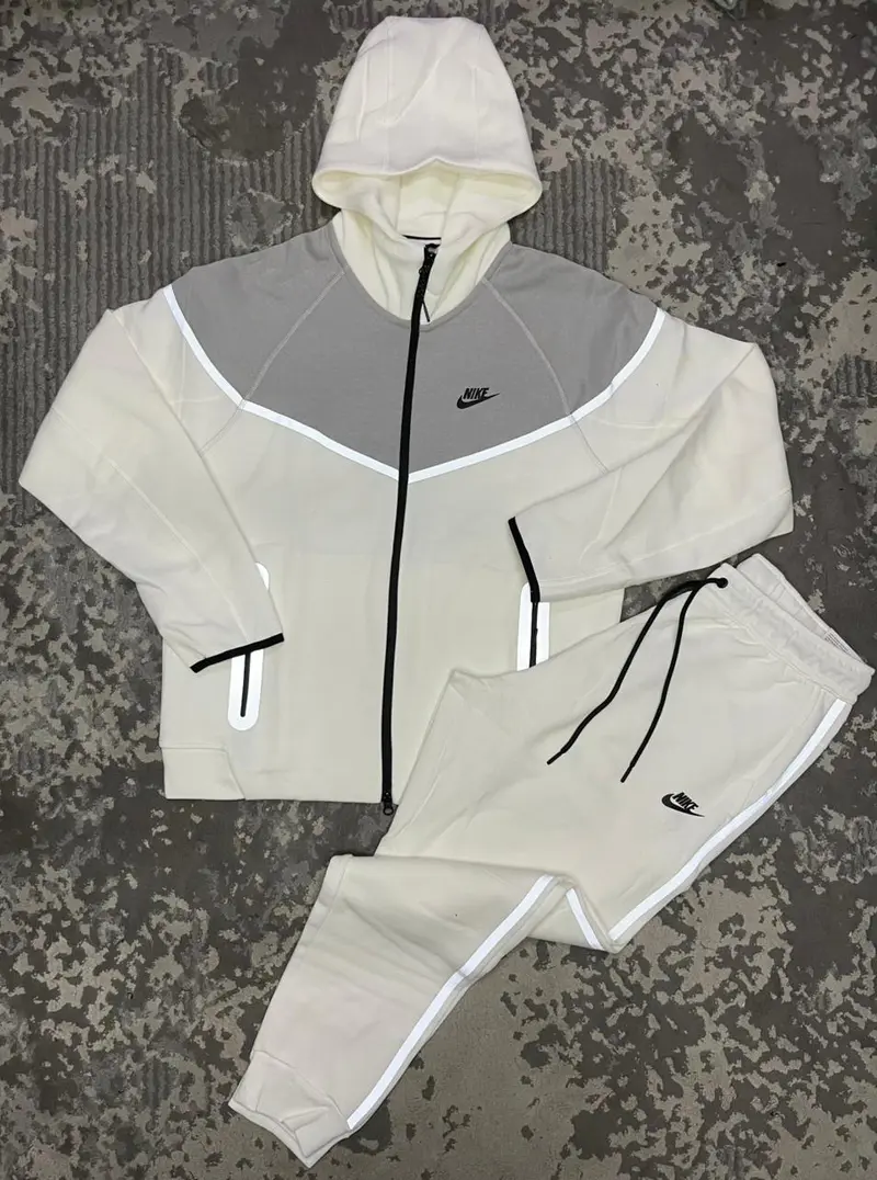 Conjunto Esportivo Nike Moderno com Capuz · Cinzento / Branco