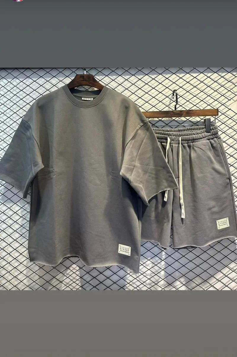Conjunto Casual Cinza – Camiseta & calção Conforto e Versatilidade