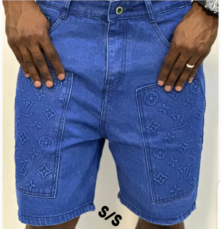 Shorts Denim Verde Estampado LV · Azul Marinho