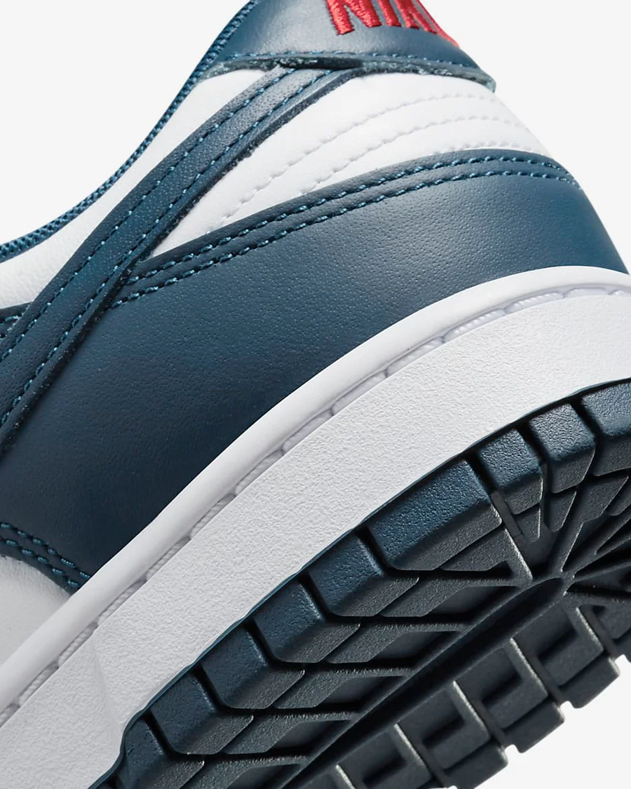 Tênis Nike Dunk Low Retro · Azul /Branco · Azul / Branco