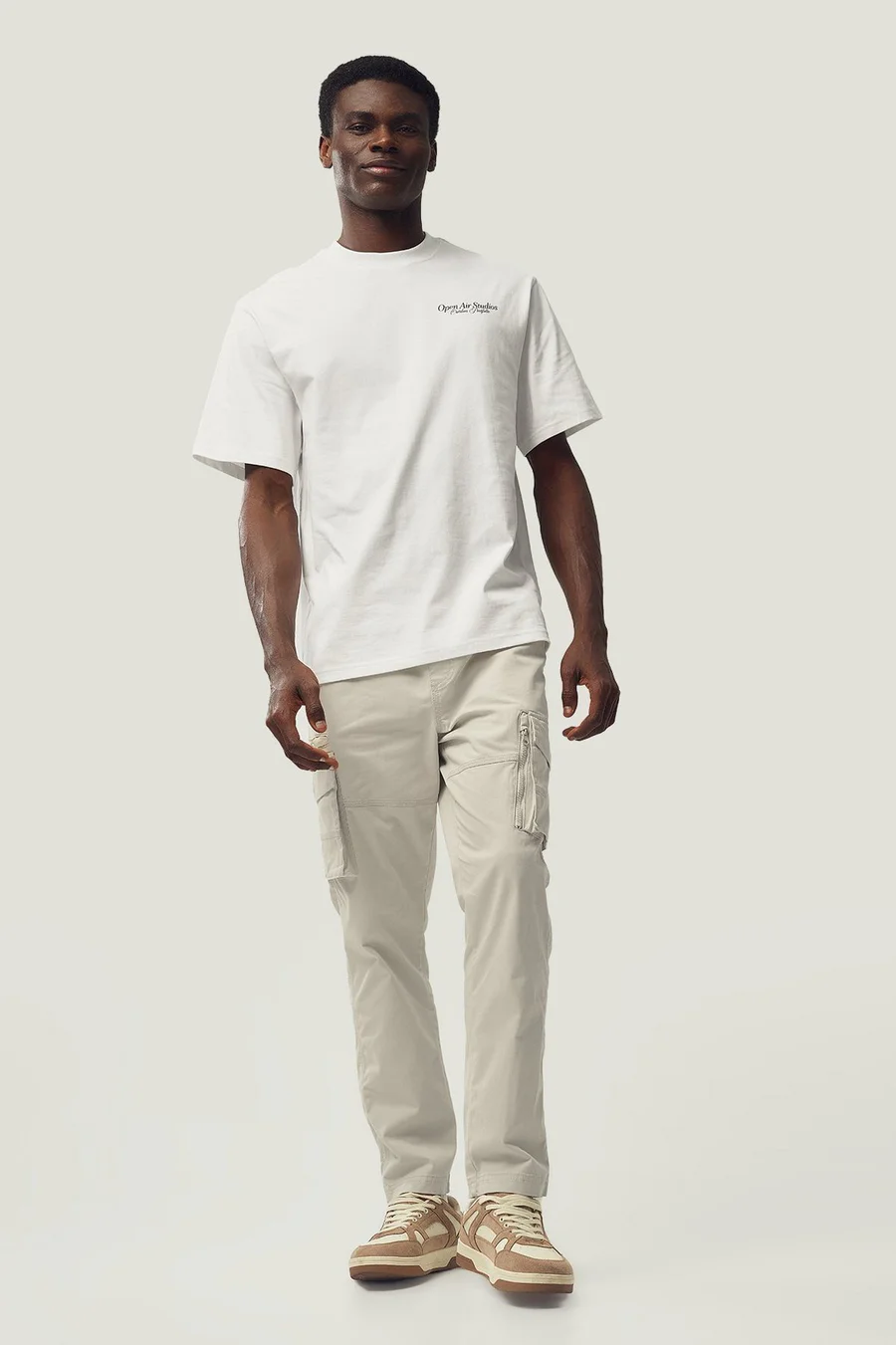 Calças Tapered · Homem · Creme