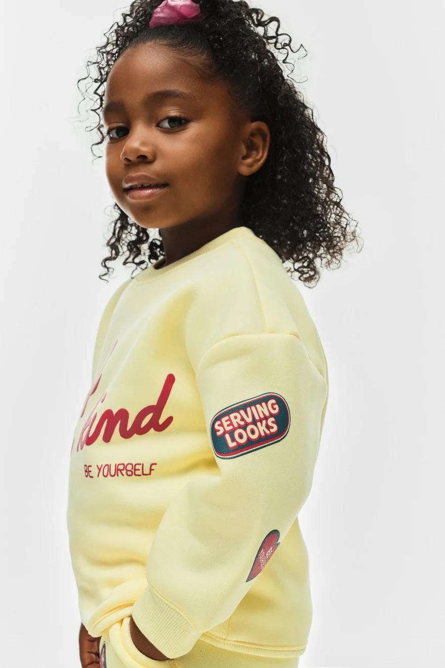 Camisola em poliéster · Menina · Creme