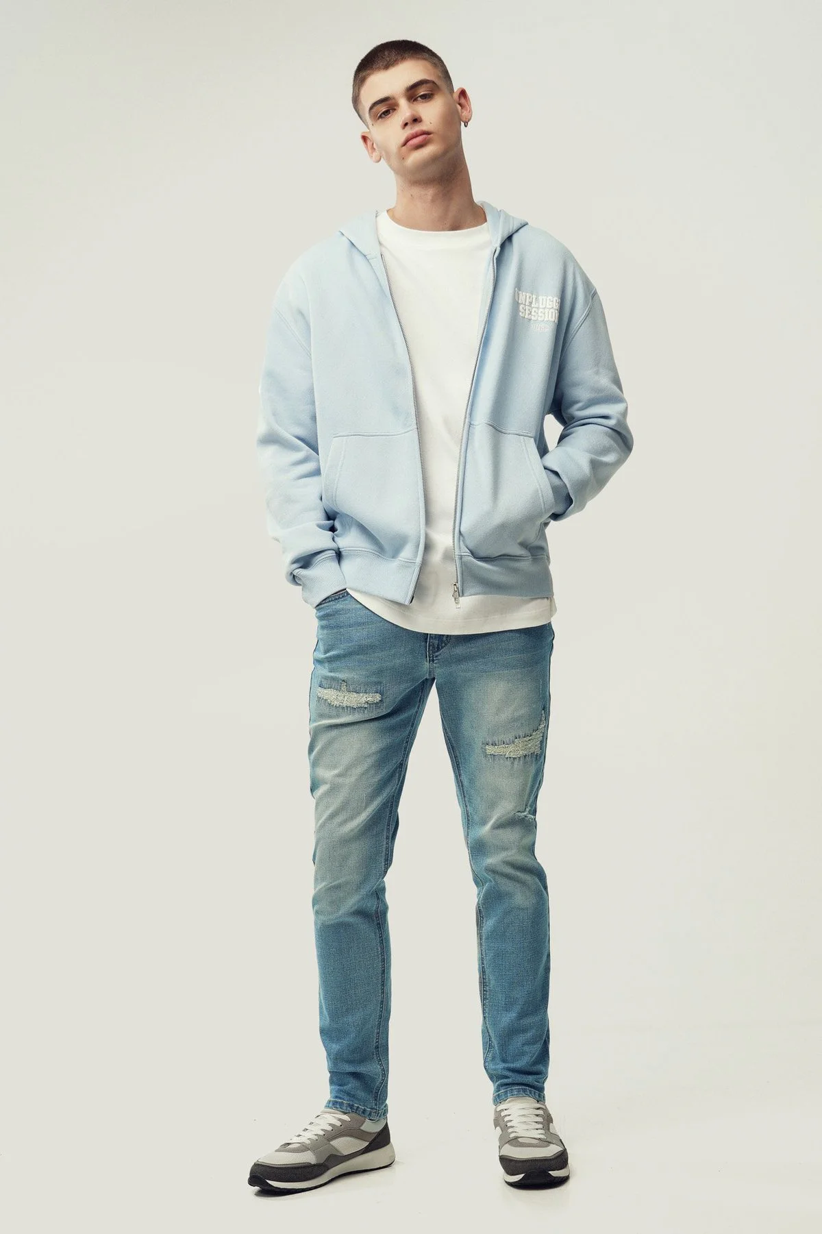 Calças de ganga slim · Homem · Creme · Modelo 2