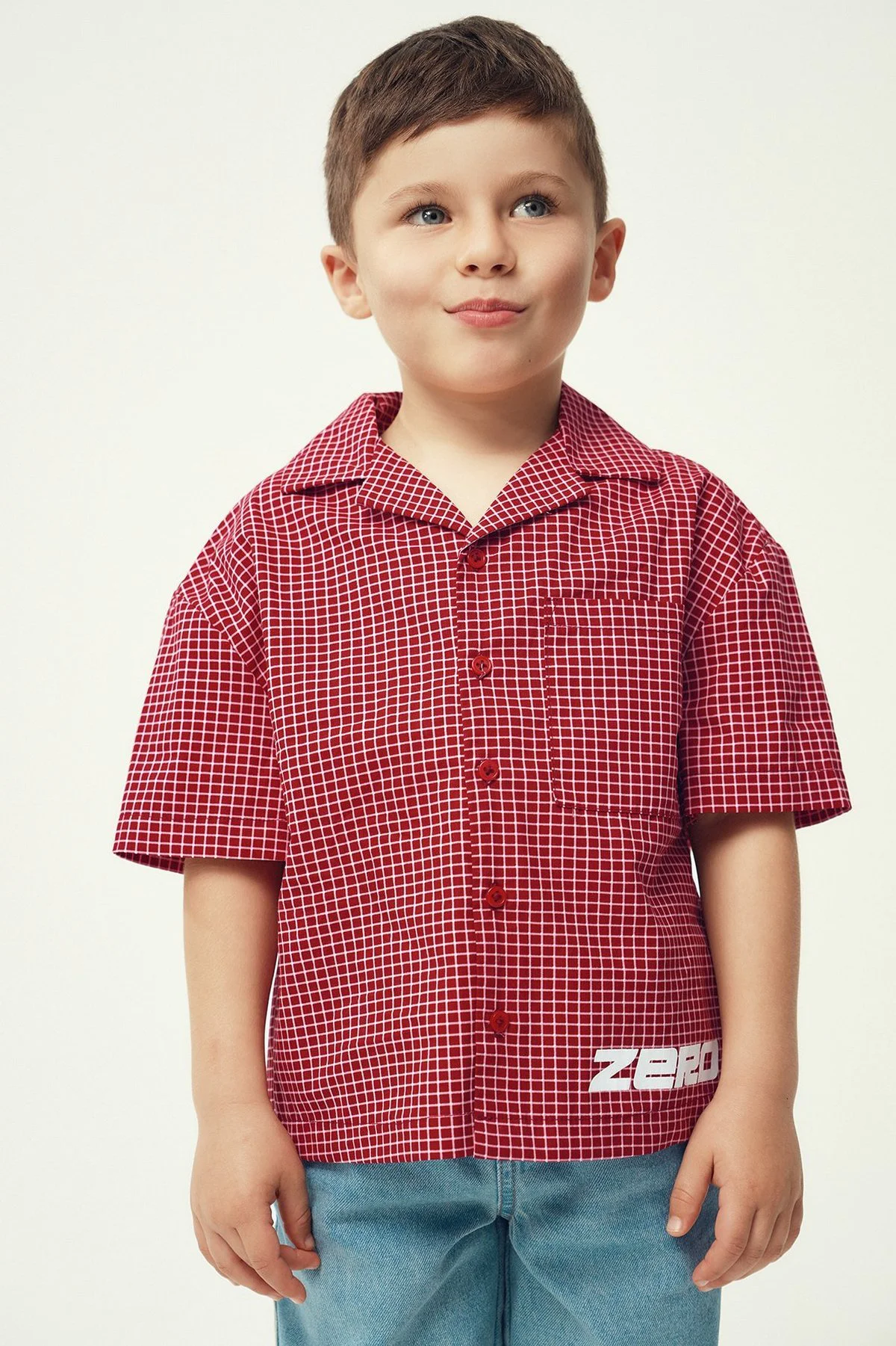 Camisa Boxy em algodão · Menino · Vinho