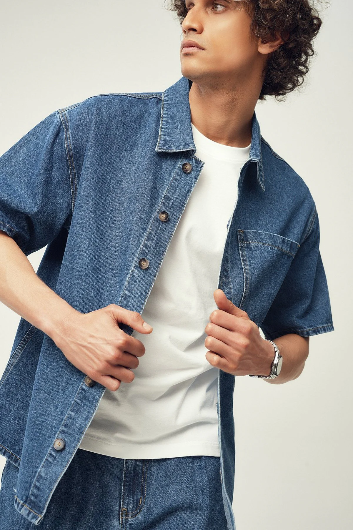 Camisa largo de ganga · Homem