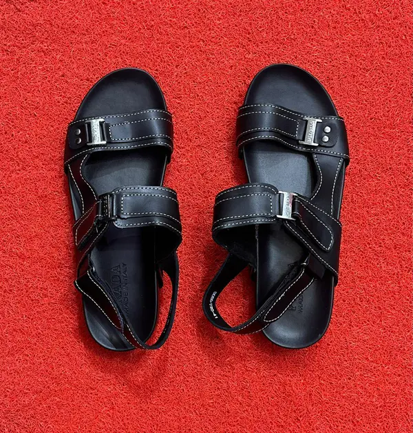 Chinelos Prada Monolith