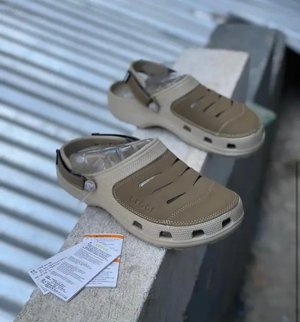 Chinelos Crocs Classic