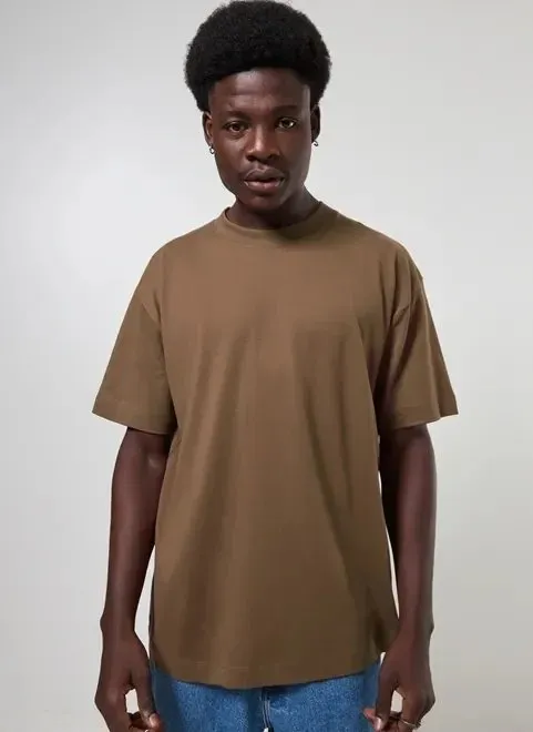 Camiseta KingSize Masculina Grande & Alta No Sweat com Gola Redonda · Castanho
