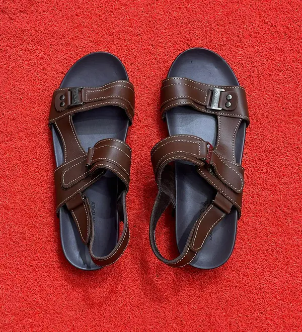 Chinelos Prada Monolith