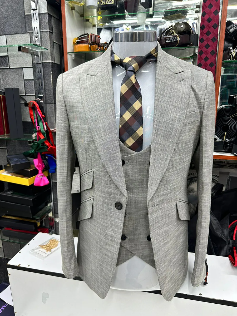 Terno Masculino 3 Peças · Branco / Creme