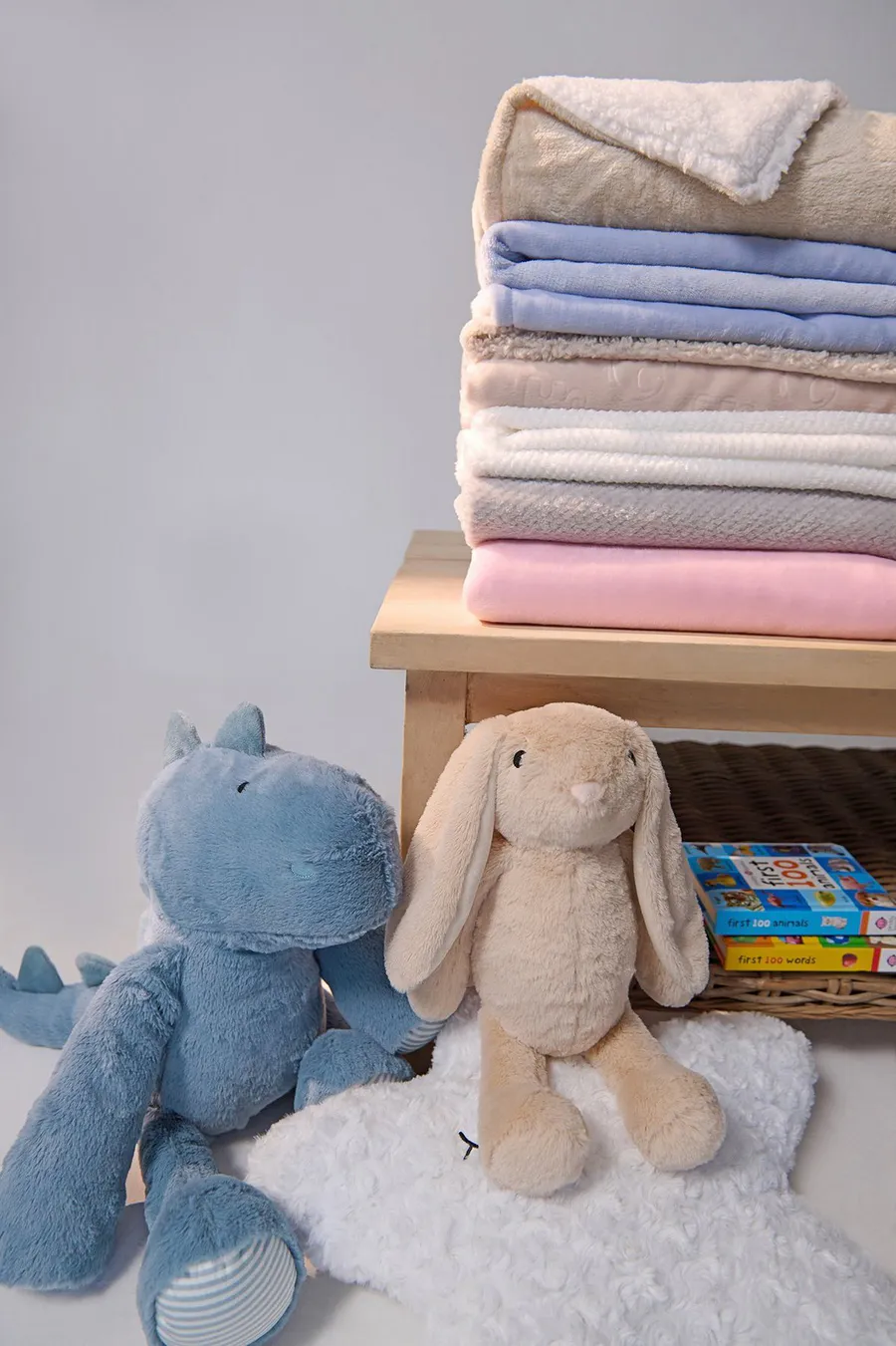 Peluche Dino em poliéster · Bebé · Creme