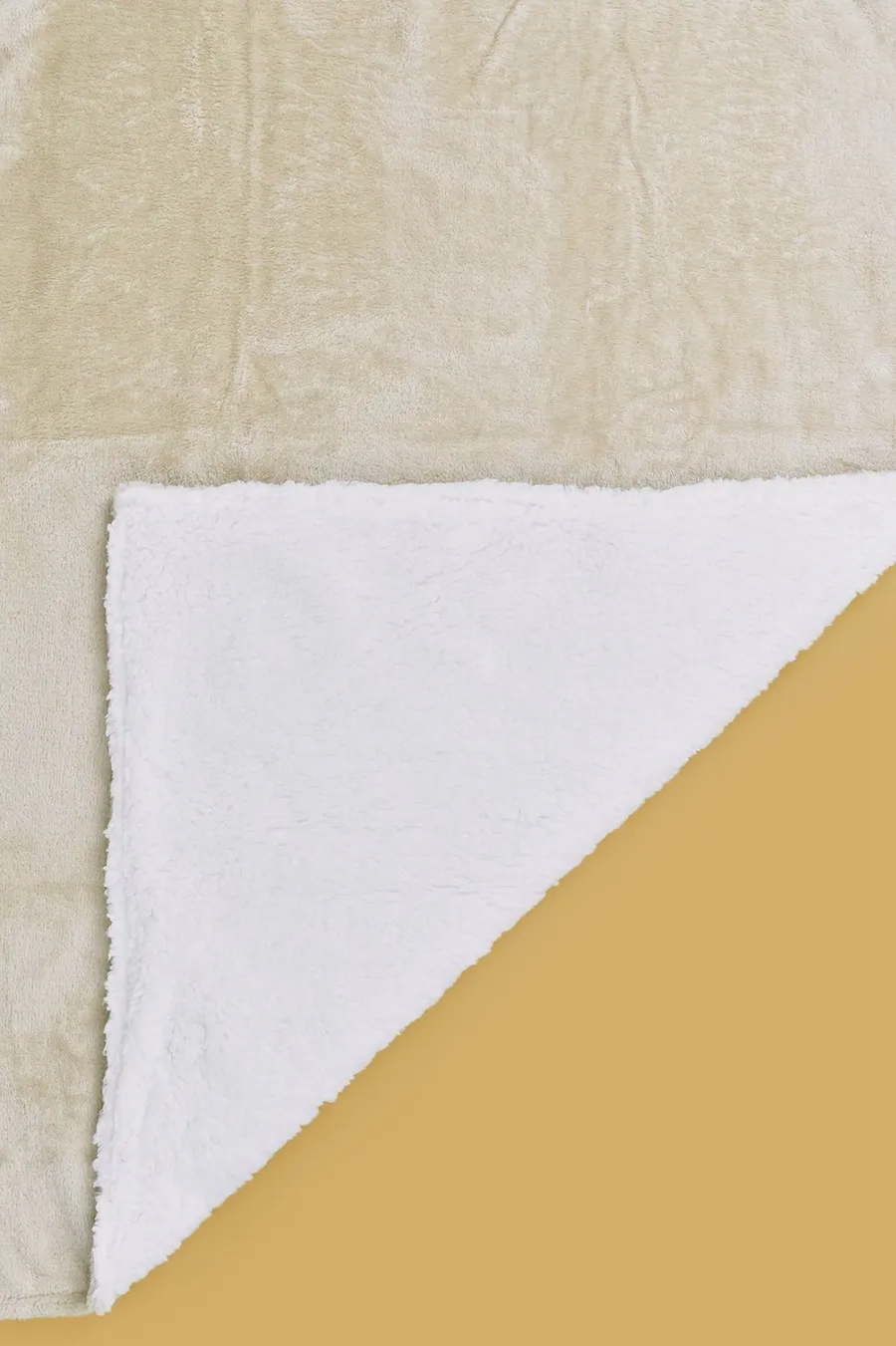 Manta Sherpa em poliéster · Bebé · Creme