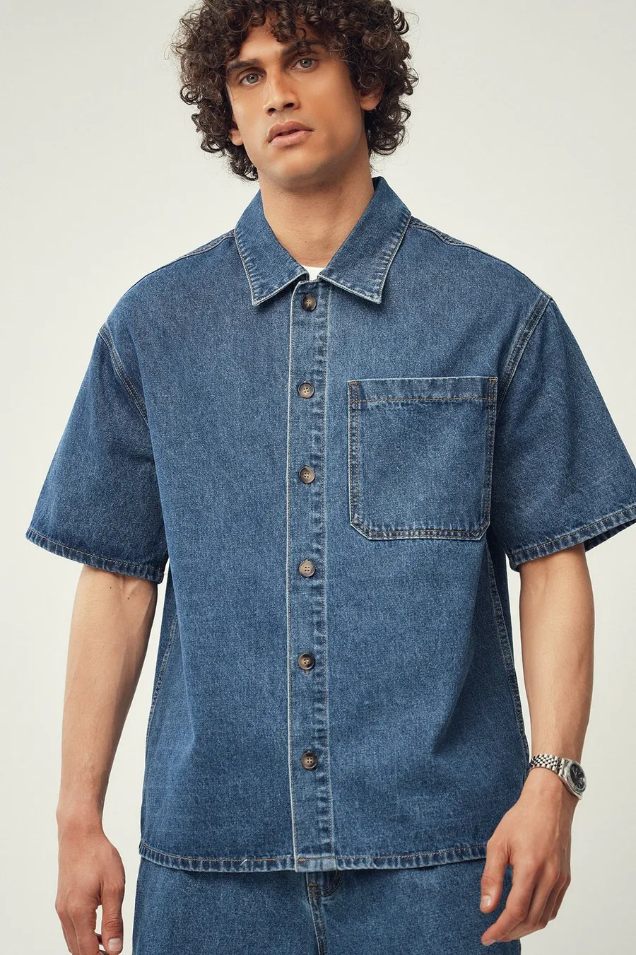 Camisa largo de ganga · Homem