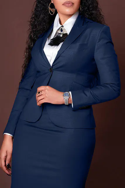 Terno Blazer Feminino e Saia Lápis Elegante