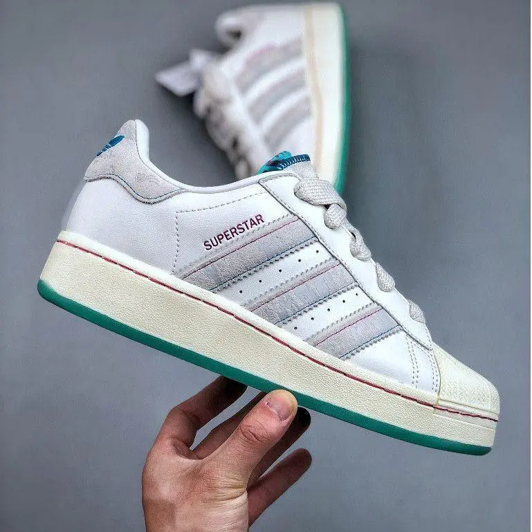 Ténis Clássico Superstar Urbano – Branco & Verde Água